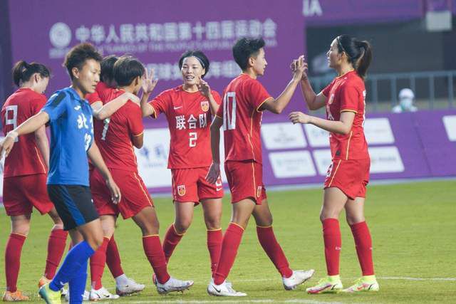 孩子小马拉大车妈妈